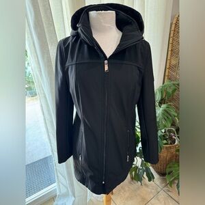 Andrew Marc Black Water-Repellent Hooded Jacket | Women’s Softshell Coat S‎